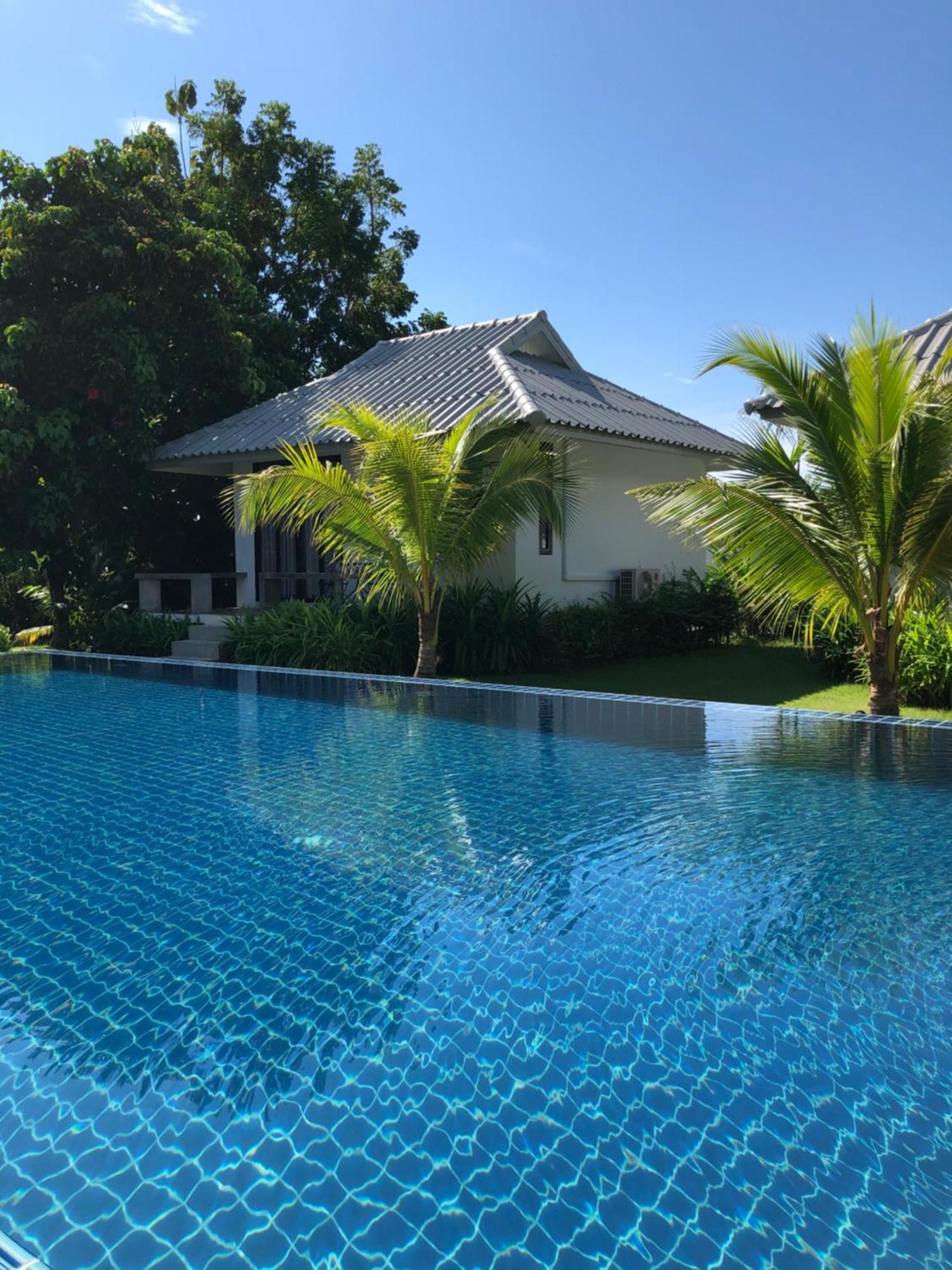 Bulan Villa Районг Екстериор снимка