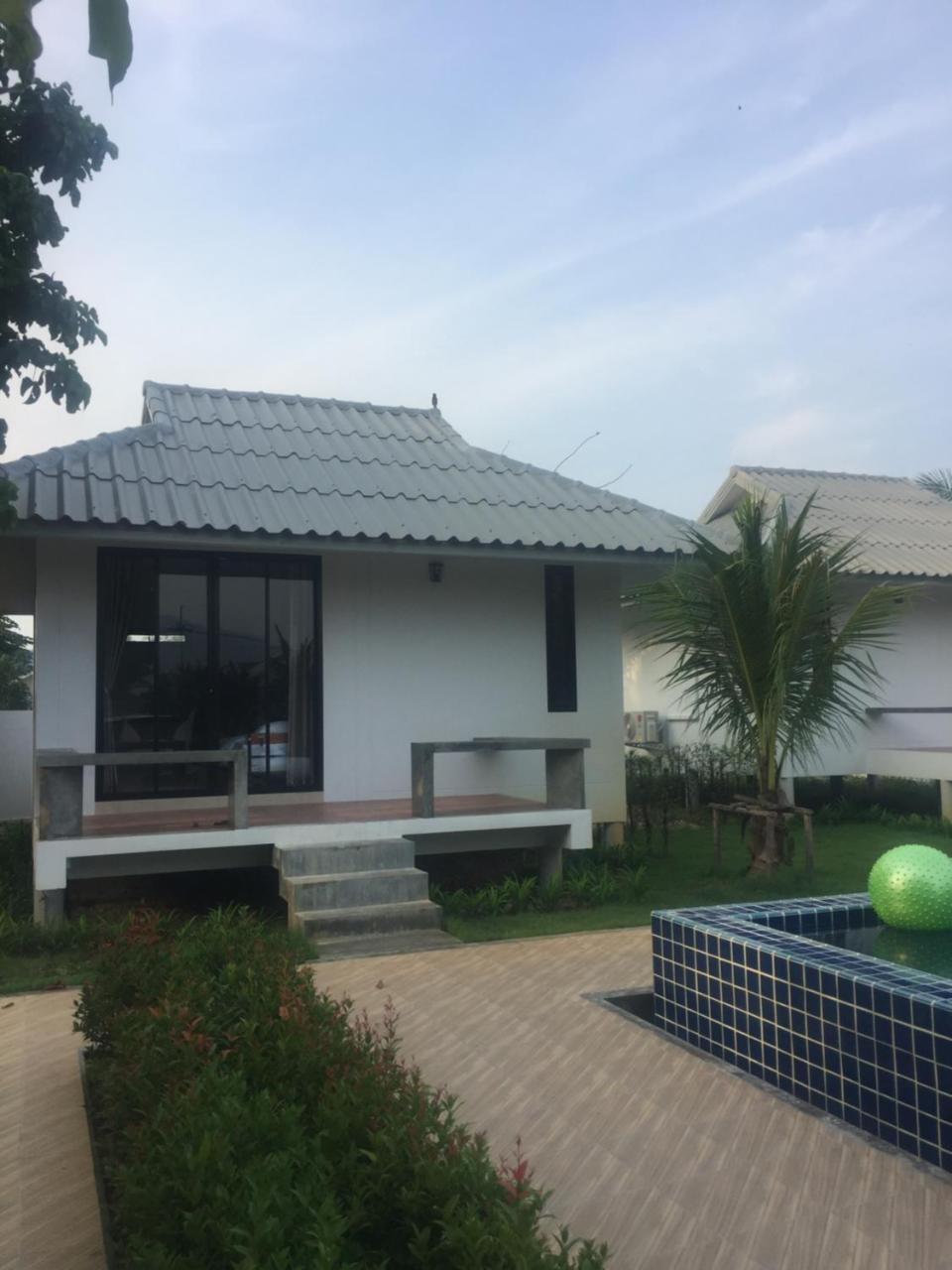 Bulan Villa Районг Екстериор снимка