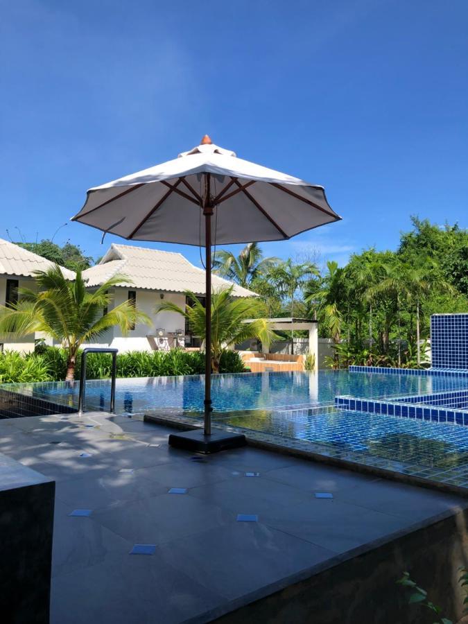 Bulan Villa Районг Екстериор снимка